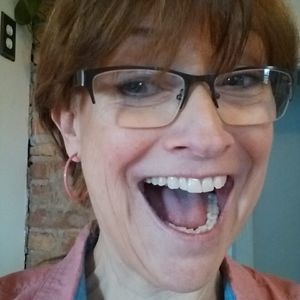 Meet your Posher, Sandy